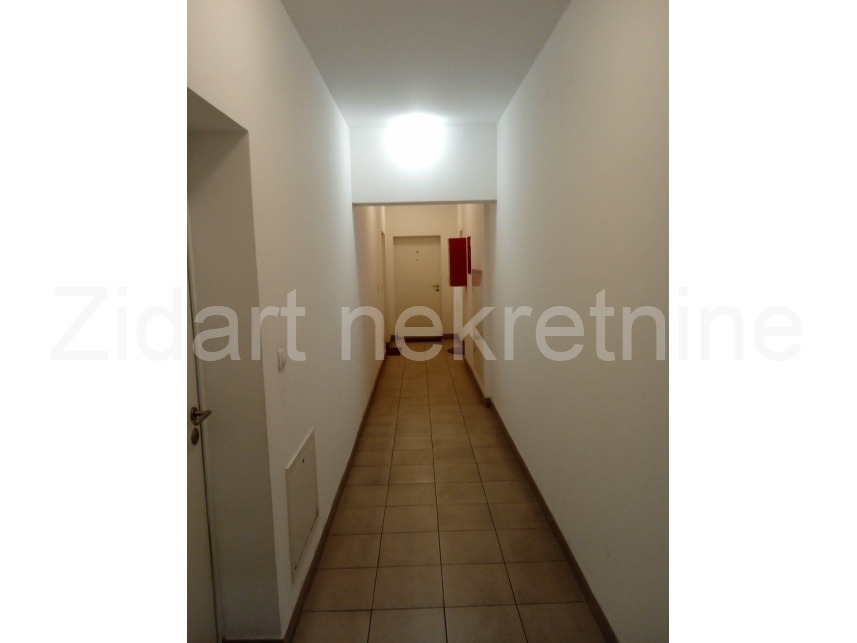 Квартира, 785 м², 213 000$ — FAKTOR